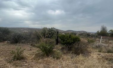 Increible Terreno en la Tomatina, con escritura individual y a unos metros de salida a Calvillo
