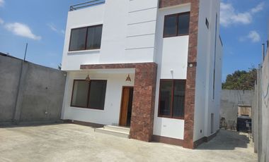 casa de venta en manta zona norte san agustin
