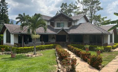 Espectacular casa en Piedecuesta