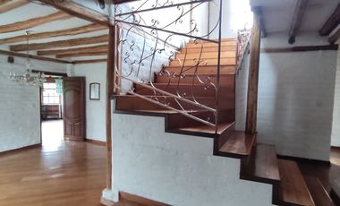 VENTA HERMOSA CASA INDEPENDIENTE LA ARMENIA SECTOR CONOCOTO
