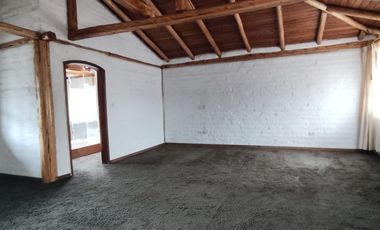 VENTA HERMOSA CASA INDEPENDIENTE LA ARMENIA SECTOR CONOCOTO
