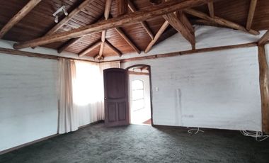 VENTA HERMOSA CASA INDEPENDIENTE LA ARMENIA SECTOR CONOCOTO