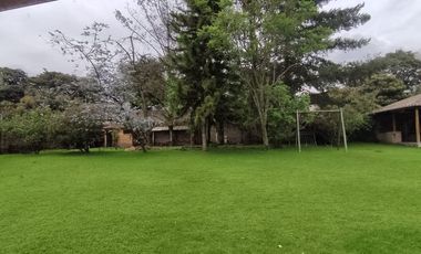 VENTA HERMOSA CASA INDEPENDIENTE LA ARMENIA SECTOR CONOCOTO