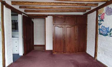 VENTA HERMOSA CASA INDEPENDIENTE LA ARMENIA SECTOR CONOCOTO