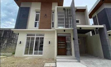 Brandnew Three Bedrooms Villas with Pool in Primeworld District