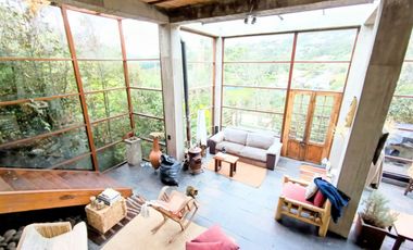 LA CALERA- ESPECTACULAR CASA ALTO DE PATIOS