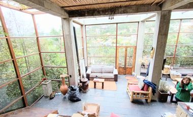 LA CALERA- ESPECTACULAR CASA ALTO DE PATIOS