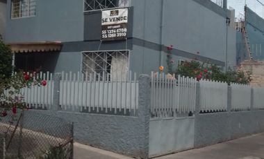 Casa en venta en Los Reyes Ixtacala