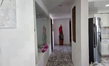 HERMOSA CASA EN VENTA CON ALBERCA EN TIZAYUCA, SE ACEPTA PERMUTA por CASA EN ZONA PLATEADA o SAN JAVIER