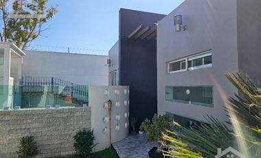 HERMOSA CASA EN VENTA CON ALBERCA EN TIZAYUCA, SE ACEPTA PERMUTA por CASA EN ZONA PLATEADA o SAN JAVIER
