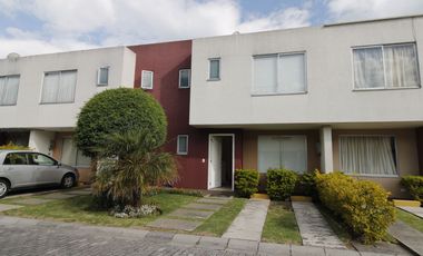 Renta casa en La Armenia II, Quito Ecuador 3 dormitorios