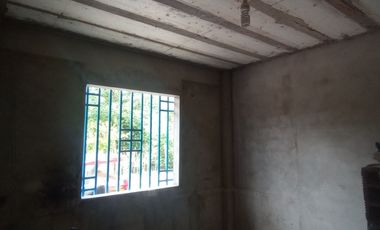 SAN ROQUE DE CUMBAZA Casa en esquina de la Plaza 28 de Julio