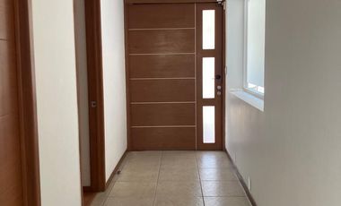 CASA EN VENTA EN FRAC. RESIDENCIAL BOSQUES DE ANGELOPOLIS