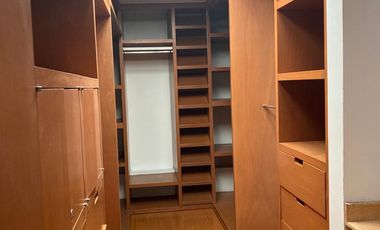 CASA EN VENTA EN FRAC. RESIDENCIAL BOSQUES DE ANGELOPOLIS
