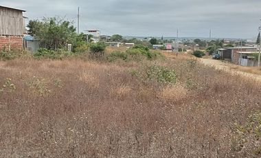 terreno de venta en montecristi zona norte