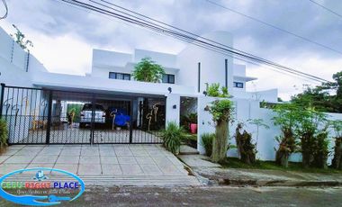 Luxurious House For Sale in Alta Vista Pardo Cebu City