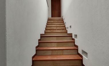 CASA VENTA LOMAS 4A IDEAL PARA NEGOCIO U OFICINA