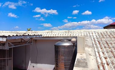 276 Sqm Lot Area, 7 BR, 3 T&B, 3 toilets, 2 carpark - RUSH Sale Metrovilla Valenzuela City