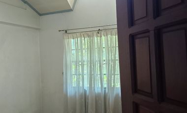 276 Sqm Lot Area, 7 BR, 3 T&B, 3 toilets, 2 carpark - RUSH Sale Metrovilla Valenzuela City