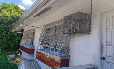 276 Sqm Lot Area, 7 BR, 3 T&B, 3 toilets, 2 carpark - RUSH Sale Metrovilla Valenzuela City