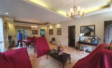 Canyon Woods House and Lot for Sale