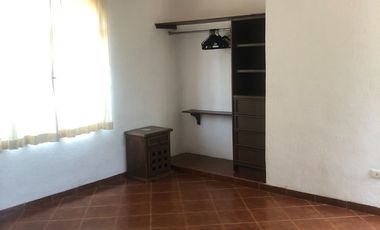 CLUB DE GOLF LA CEIBA  VENTA DE CASA FRENTE AL CAMPO DE GOLF CON EXCELENTE PRECIO!