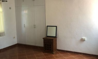 CLUB DE GOLF LA CEIBA  VENTA DE CASA FRENTE AL CAMPO DE GOLF CON EXCELENTE PRECIO!