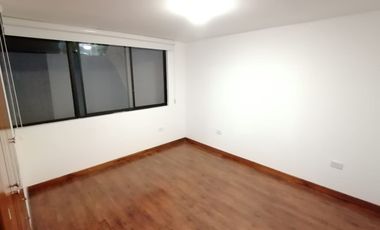 RENTO SUITE CON ESTACIONAMIENTO SECTOR EL BOSQUE