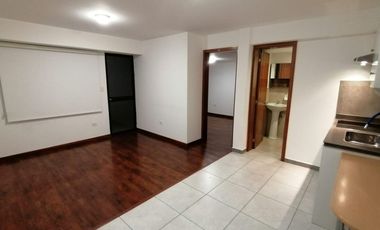 RENTO SUITE CON ESTACIONAMIENTO SECTOR EL BOSQUE