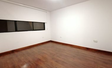 RENTO SUITE CON ESTACIONAMIENTO SECTOR EL BOSQUE