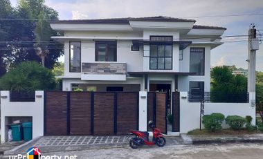 for sale furnished house with swimming pool in consolacion royale cebu