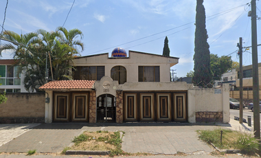 Casa en Fraccionamiento Ladron de Guevara Guadalajara Jalisco Remate Bancario