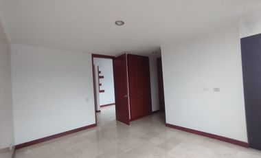 Apartamento en Arriendo en Pinares