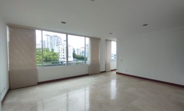 Apartamento en Arriendo en Pinares