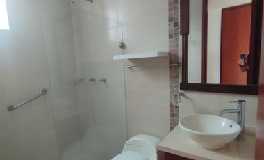 Apartamento en Arriendo en Pinares
