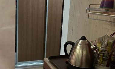 For Sale: 3-Bedroom Townhouse with Parking in A. Santos, Manila