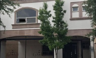 CASA EN RENTA EN VISTANCIA ZONA SUR MONTERREY