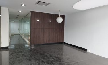 PR17540 Arriendo de local en Poblado