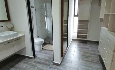 CASA EN VENTA EN PLAYA DEL CARMEN, QUINTANA RORO, CON PRECIO DE OPORTUNIDAD