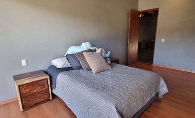 MODERNA CASA EN VENTA, VALLE DE BRAVO