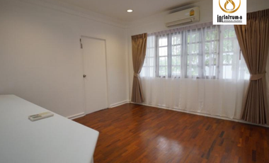 For Rent Ladawan Village, Corner unit with nice garden, Srinakarin Road, Samutprakan.