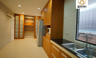 For Rent Ladawan Village, Corner unit with nice garden, Srinakarin Road, Samutprakan.