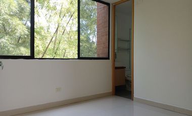 D974A Casa en arriendo en el sector El Atravesado