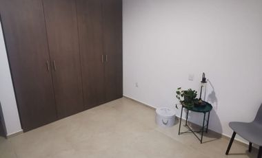 Rento casa en Zibatá con recámara en Planta Baja $16500