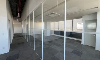 OFICINA ACONDIONADA UN PISO EN RENTA 452 M2 TORRE OMEGA CENTRO MAYOR ZAVALETA