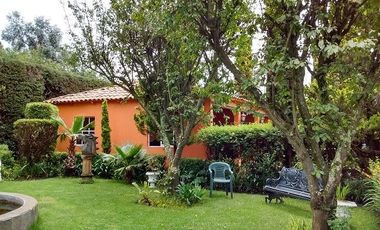 CASA EN UN SOLO NIVEL CERCA DE LOS ENCINOS