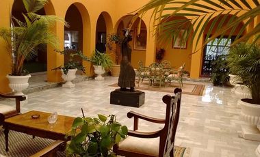 CASA EN UN SOLO NIVEL CERCA DE LOS ENCINOS