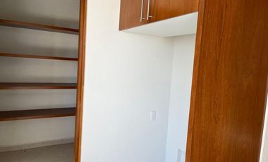 Hermosa Casa en Venta en Balvanera (Villa Toscana) Amplias Áreas Verdes