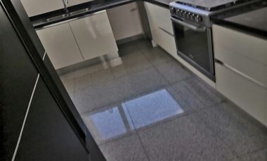 Vendo departamento en Tower B