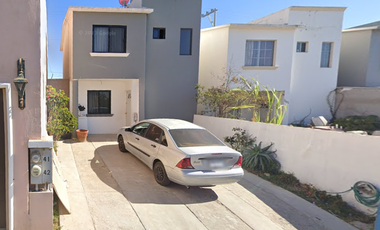 CASA EN ROSARITO EN PRIV REFINERIA DE CADEREYTA, SUPER OPORTUNIDAD DE INVERSIÓN!!!